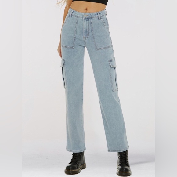 Straight Leg Jeans with Pockets - Picture 1 of 4